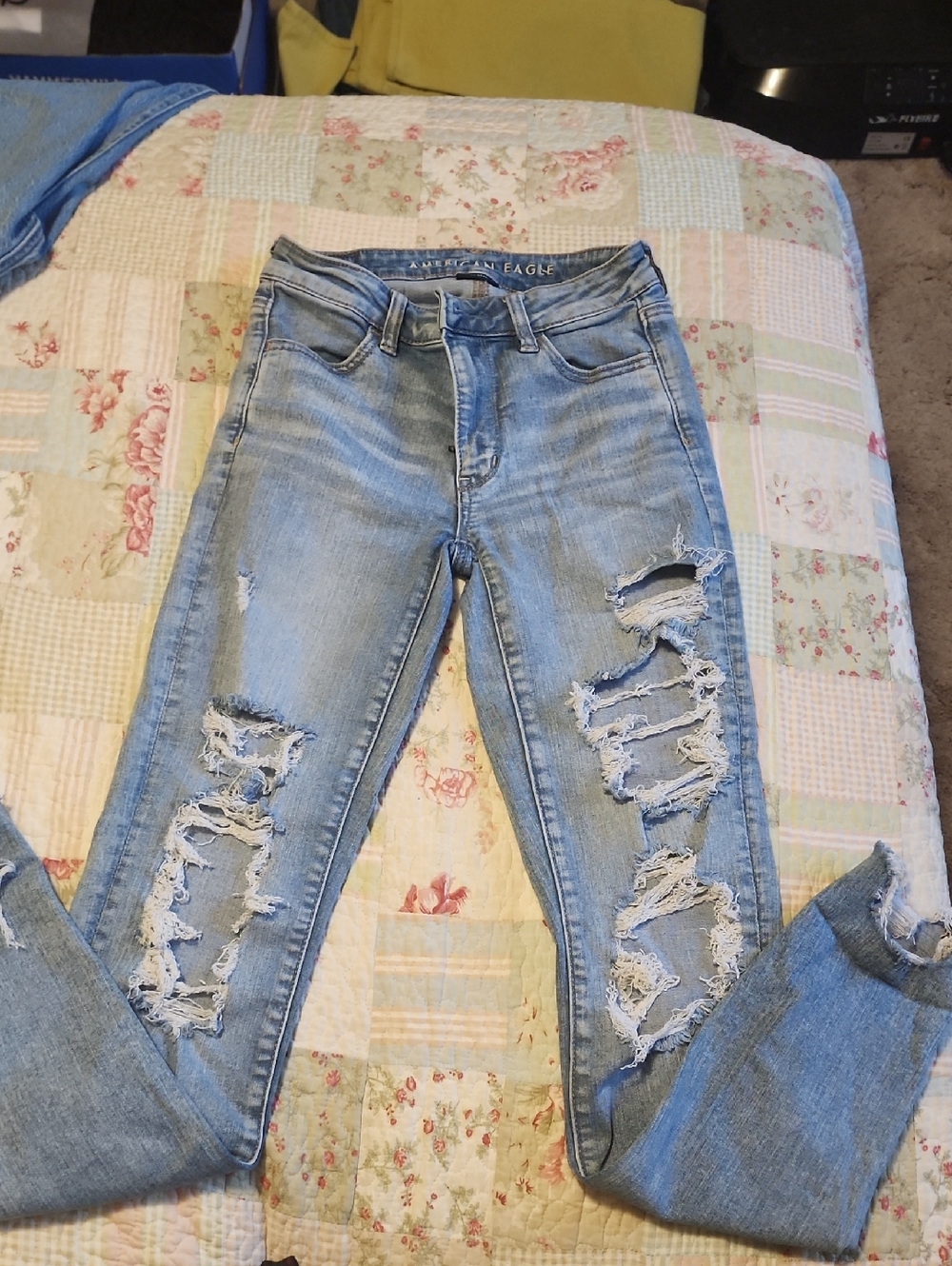American Eagle Outfitters Light Blue Ripped Skinny Jeans